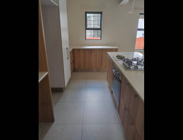 3 BEDROOM PROPERTY TO RENT IN LOUWLARDIA